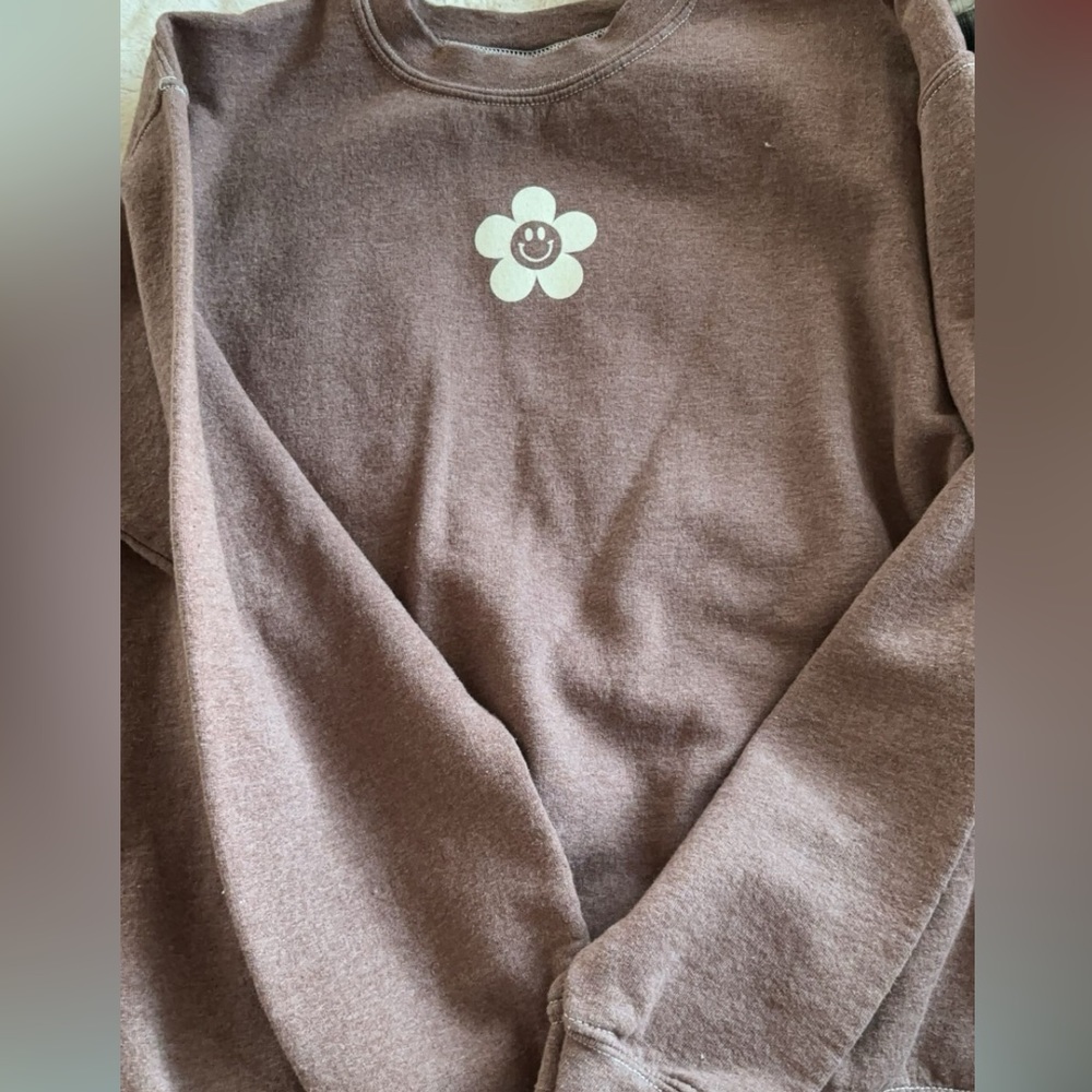 Brown crewneck from Pacusn